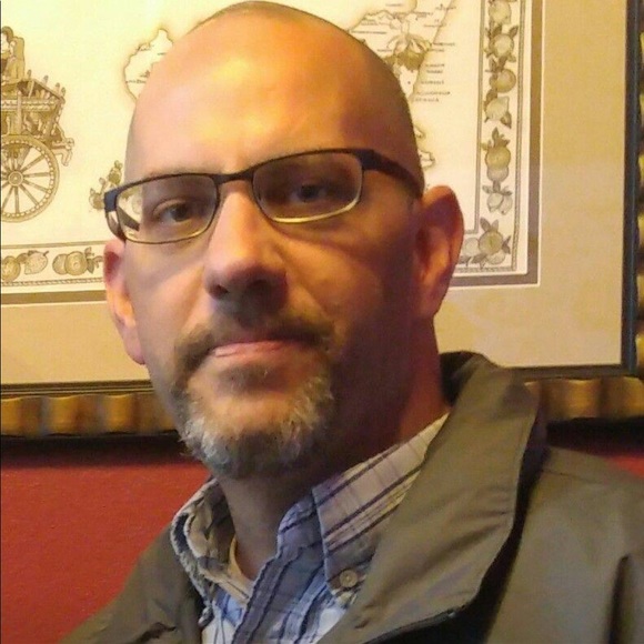 Meet your Posher, Brian - Picture 6 of 6